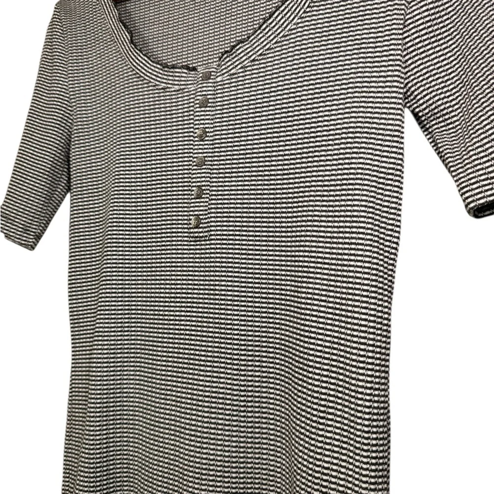 LOFT Black White Striped Blouse Women’s Size Medium Casual Work Top - Picture 2 of 6